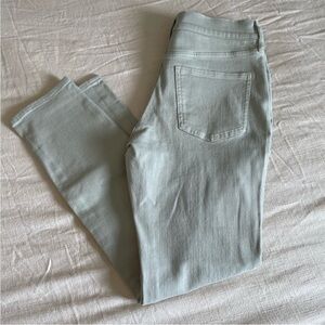 NWT express skinny mid rise mint green Jeans size 2R